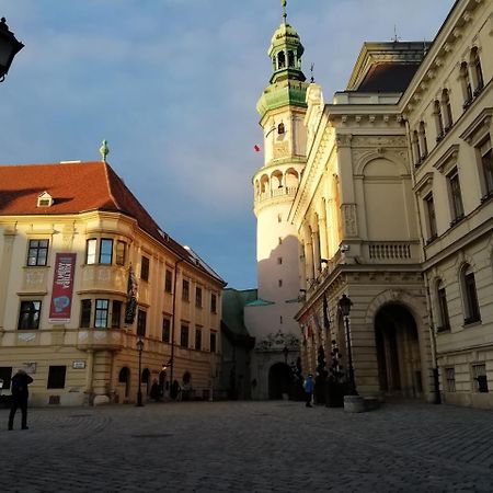 Apartament Fueredi Haz Apartman Sopron Zewnętrze zdjęcie