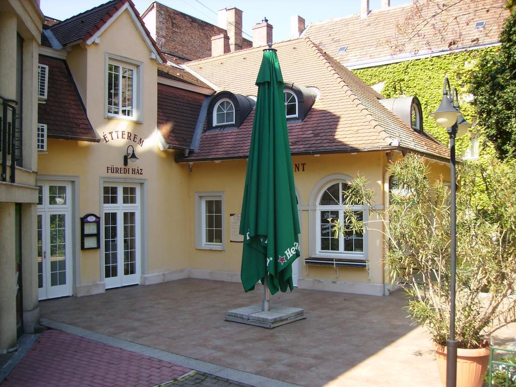 Apartament Fueredi Haz Apartman Sopron Zewnętrze zdjęcie