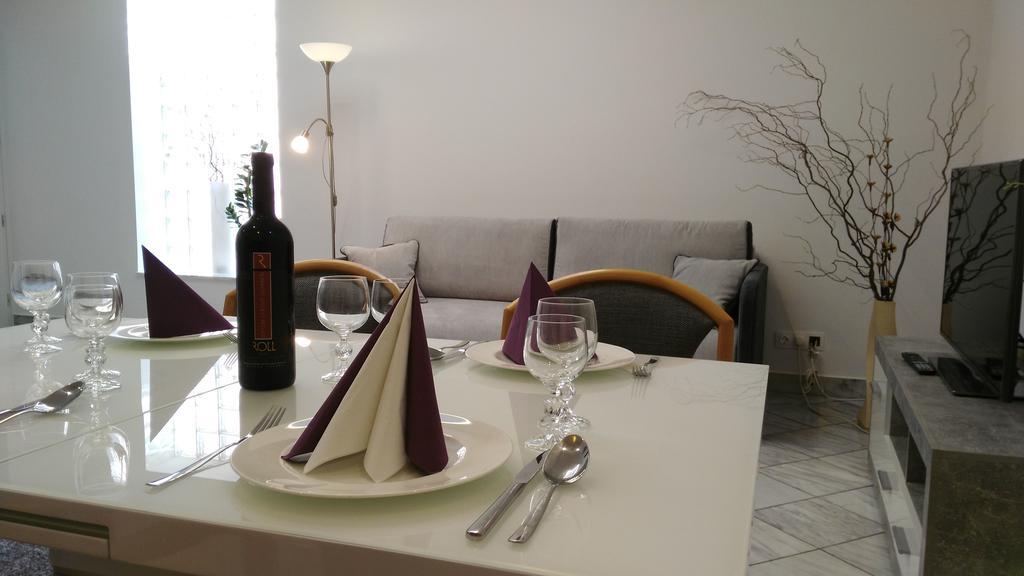 Apartament Fueredi Haz Apartman Sopron Zewnętrze zdjęcie