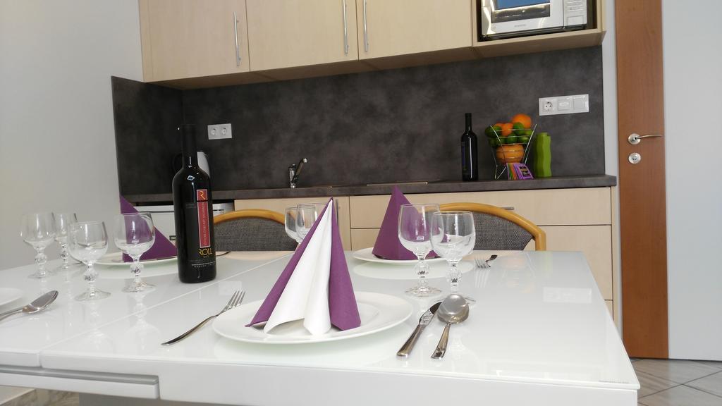 Apartament Fueredi Haz Apartman Sopron Zewnętrze zdjęcie