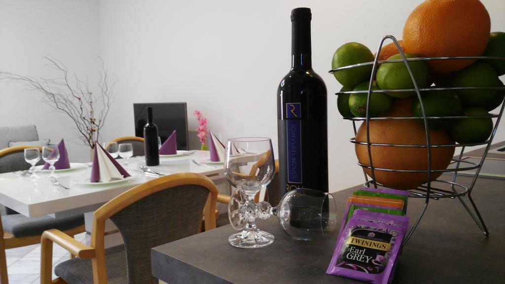 Apartament Fueredi Haz Apartman Sopron Zewnętrze zdjęcie